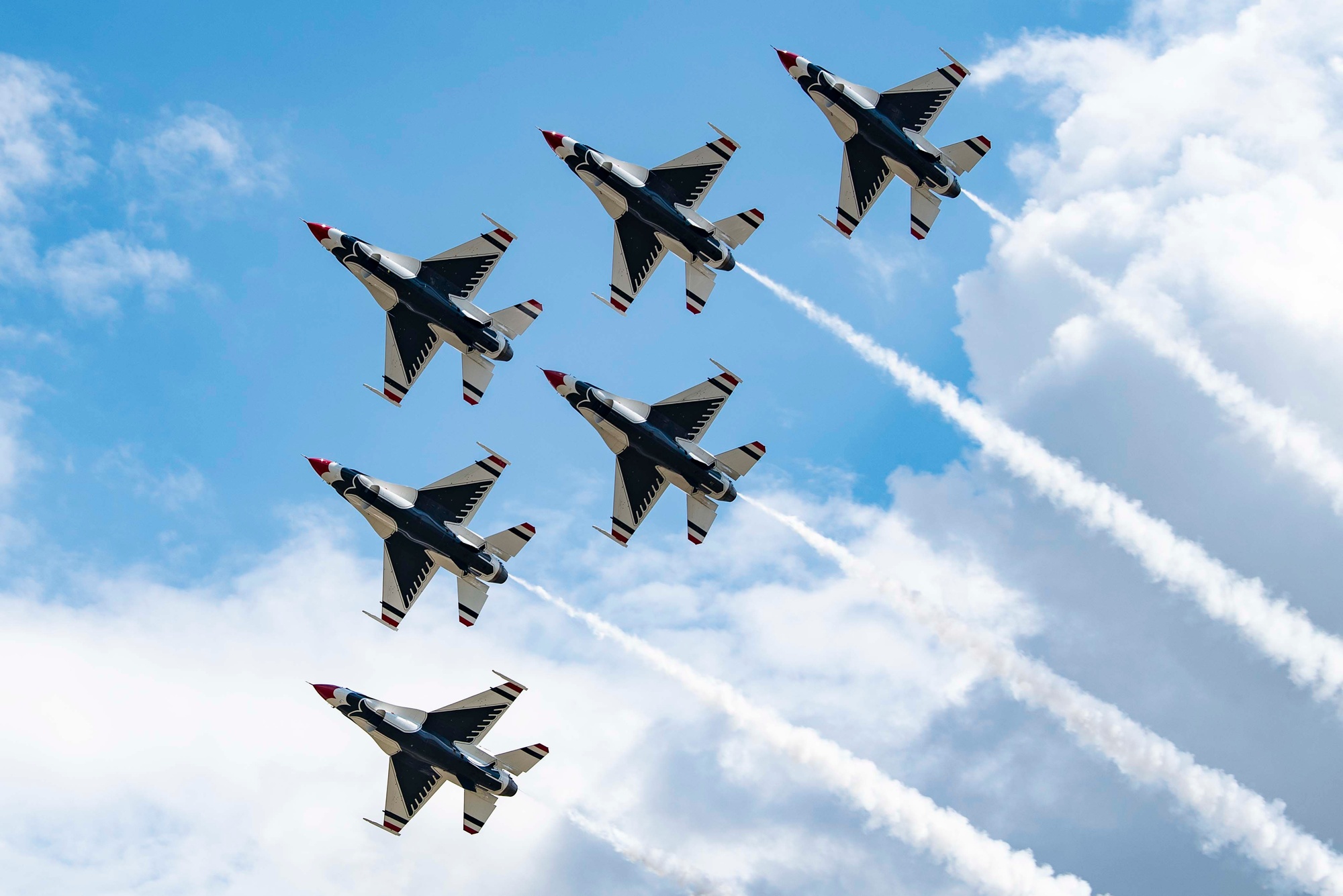 U.S. Air Force Thunderbirds performing over Rickenbacker International Airport at the Columbus Air Show