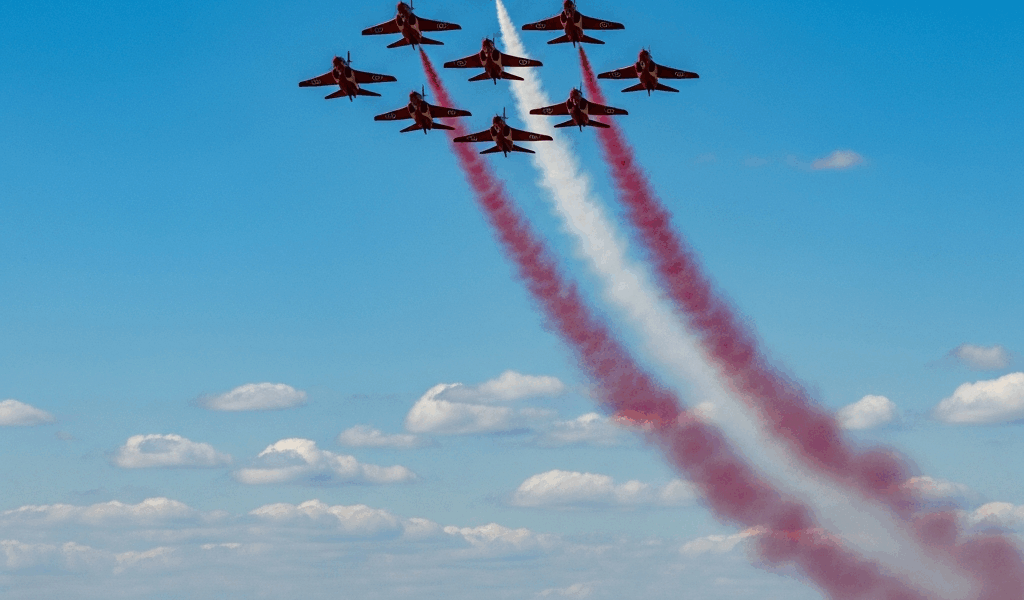 Red Arrows Sell Out RAF Cosford Show This Weekend Before Historic U.S. Tour Depa