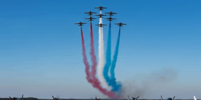 Red Arrows Flying Live at Thunder Over Michigan TodayAirVenture Oshkosh Confirme